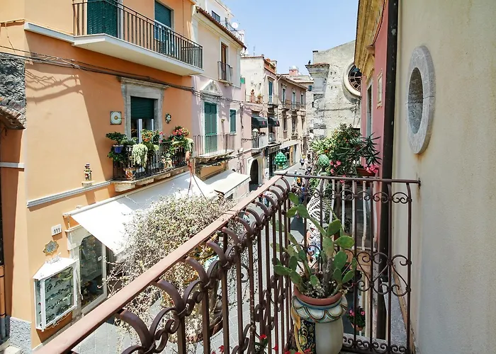 Appartement Guesthost - The Charme Of Sicily Taormine